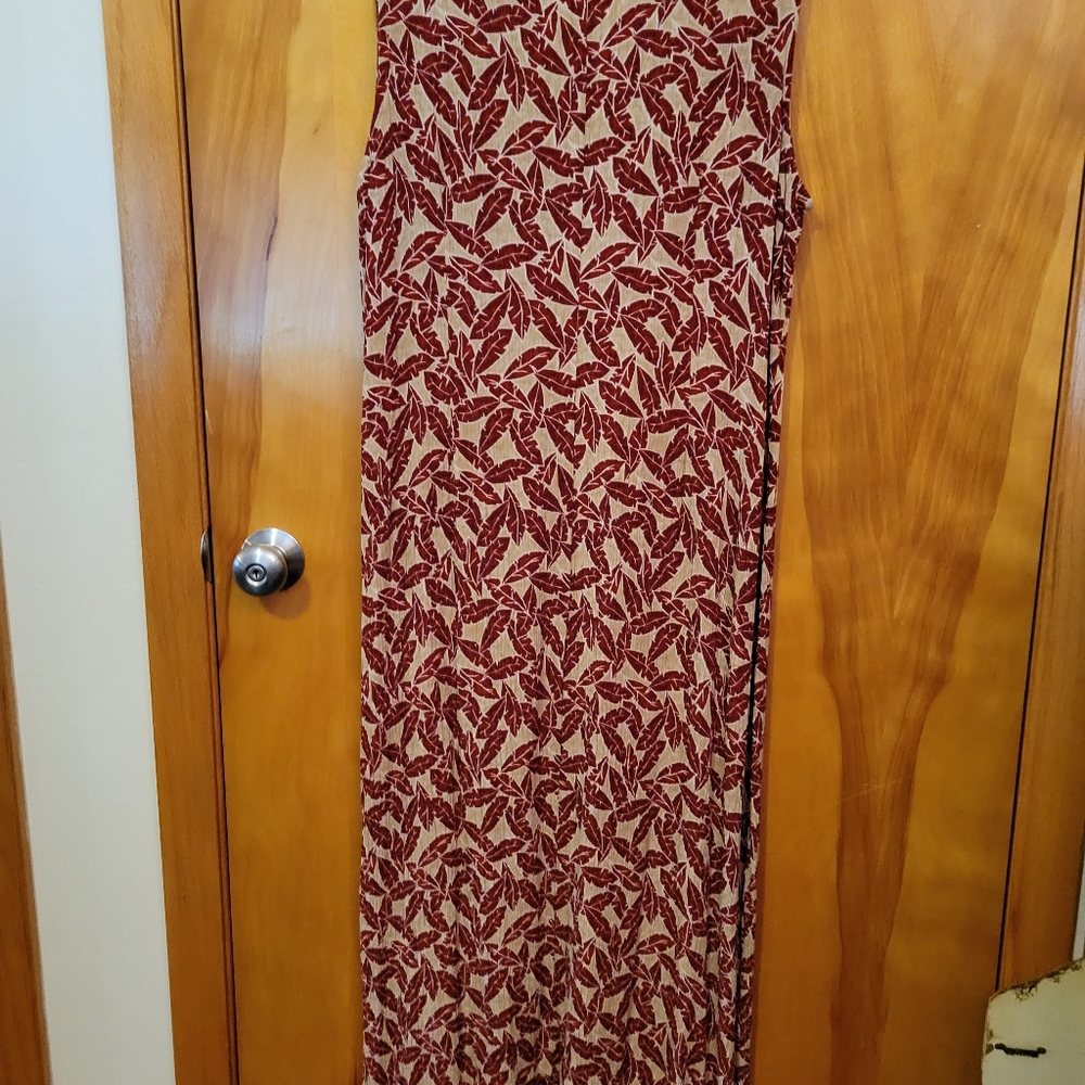 Sleeveless dress with matching jacket
